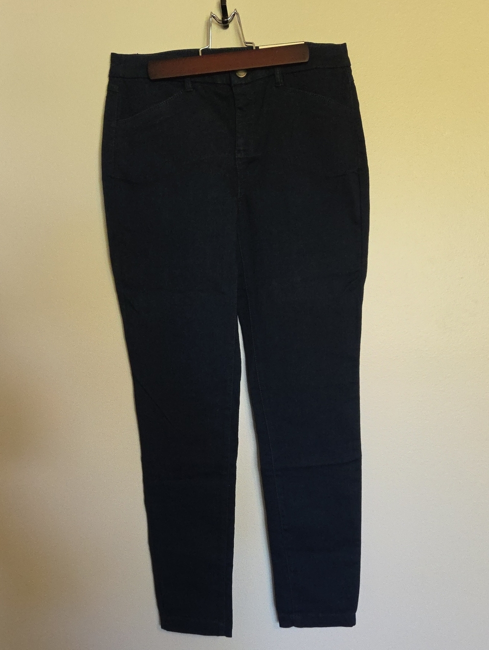 Natural Reflections Women’s Dark Navy Blue Skinny Jeans